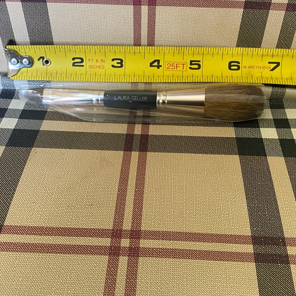 Laura Geller Dual Highlighter Make Up Brush Never Used Not Returnable
